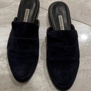 Woman’s Charles David Loafers